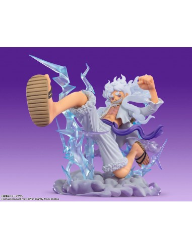 Monkey D. Luffy Gear 5 Giant -Extra...